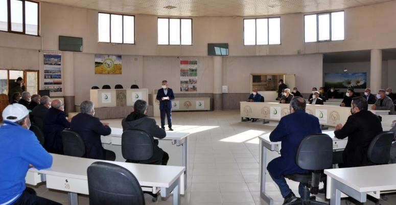 Zahireciler eski buğday pazarı yeri için toplandı