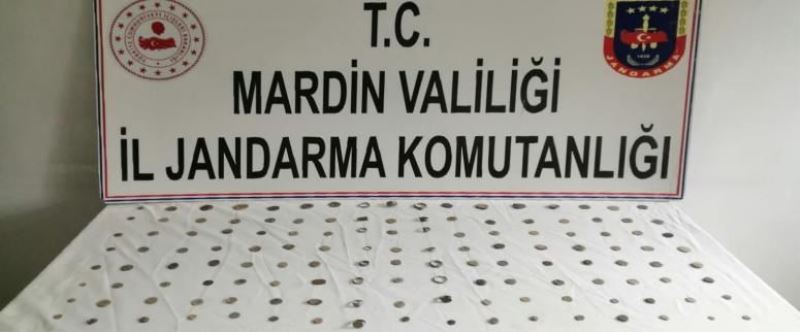 Kızıltepe’de Jandarmadan tarihi eser operasyonu