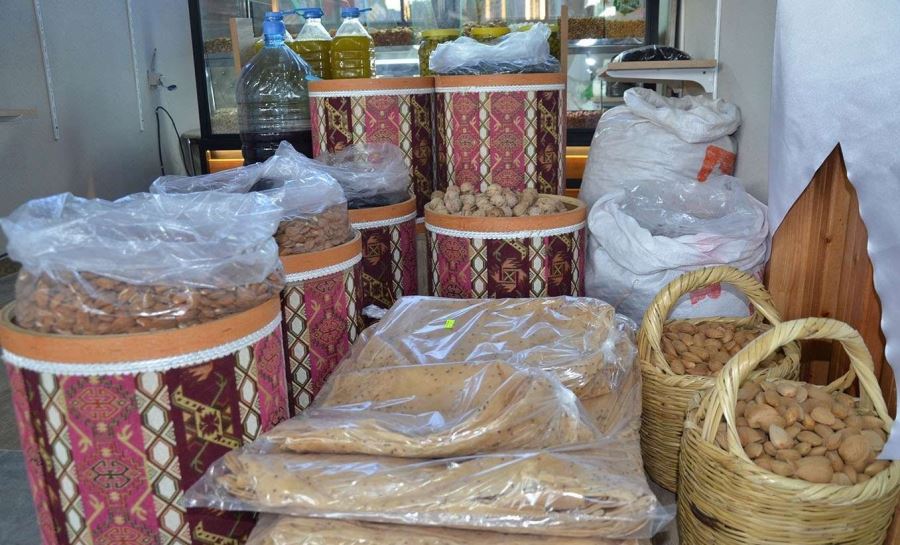 Organik ve otantik ürün satış stantları alınacaktır