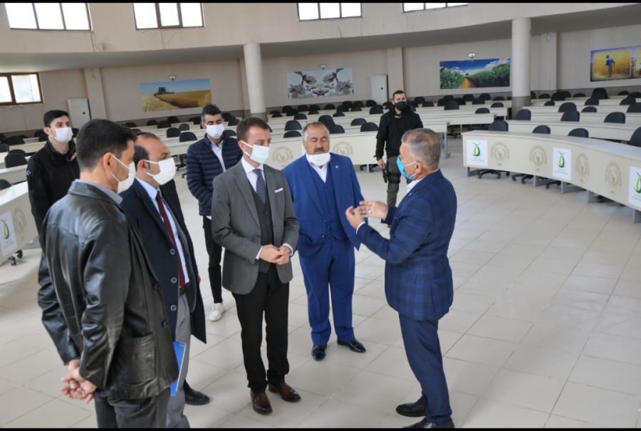 Kaymakam Aytemur Kızıltepe Hububat Ticaret Merkezini Ziyaret etti