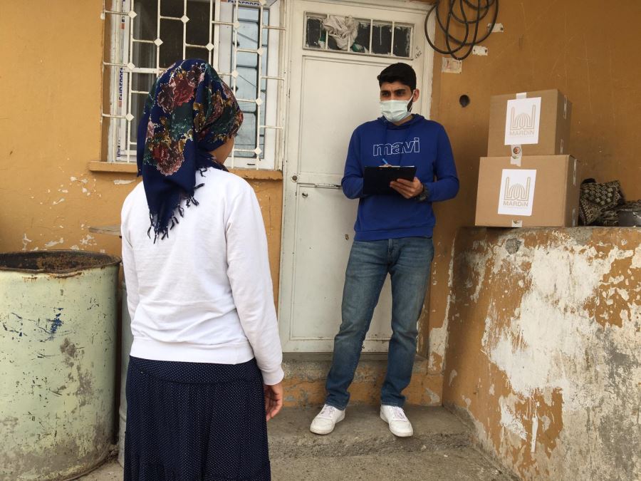 Mardin Büyükşehir Belediyesi Binlerce Gıda Kolisi Dağıtımına Başladı