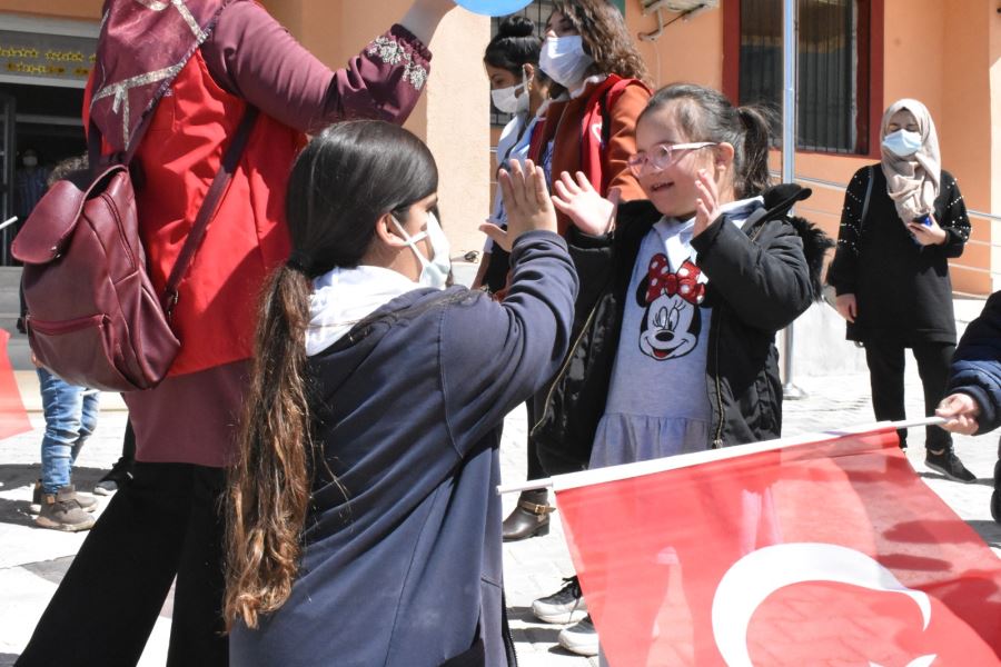 2 Nisan Otizm Farkındalık Günü