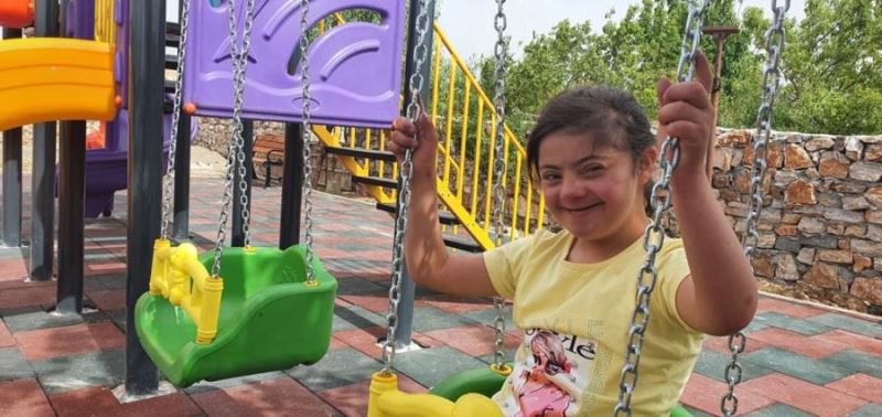 Başkan Aytemür, küçük İrem