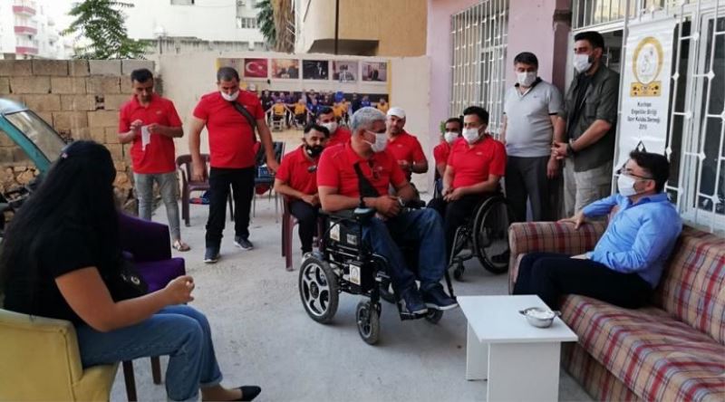 Kaymakam Çam Basketbolcuları Yalova’ya Uğurladı