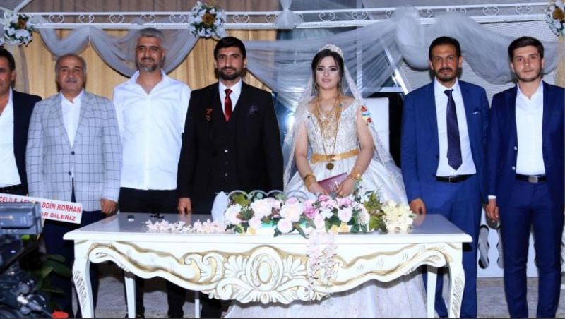 Yaşin Ailesinin Mutlu Günü