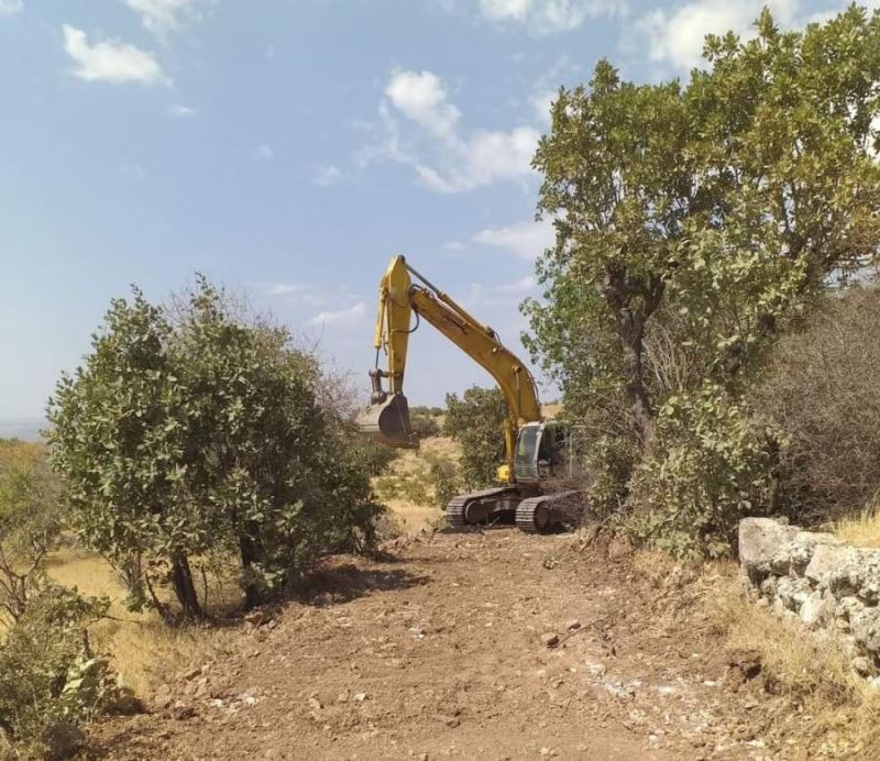 Akçaköy’de yol çalışamaları tamamlandı