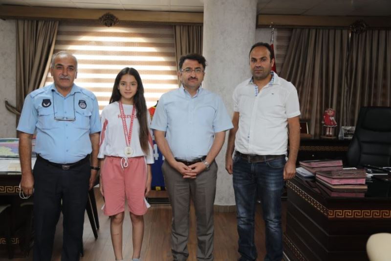 Şampiyondan Kaymakam Çam