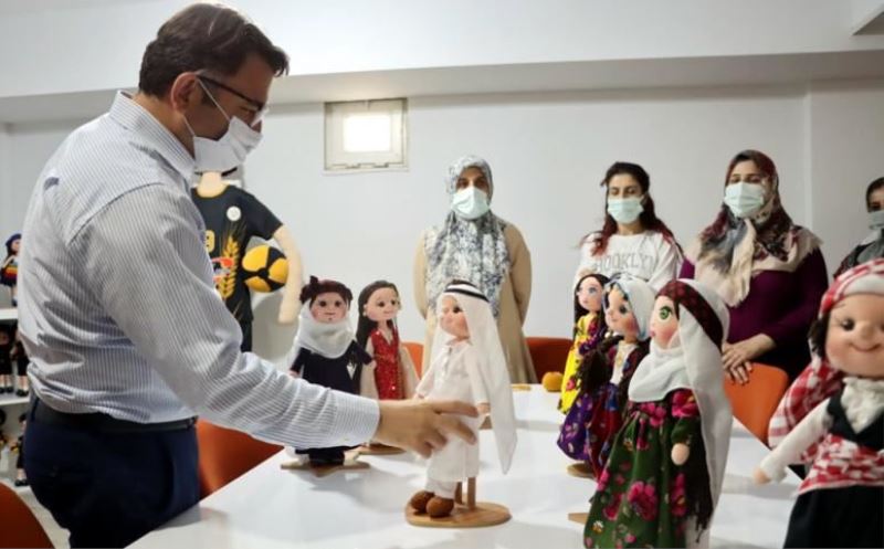 Kaymakam Çam Kadın Kursiyerlerin çalışmalarını inceledi