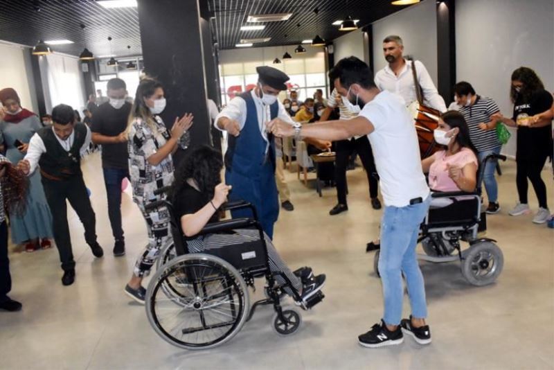 Engelli Bireyler İçin Müzik Şöleni Düzenlendi