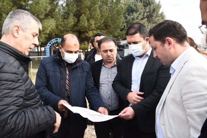 Kayabaş yapılacak millet bahçesi alanında inceleme yaptı