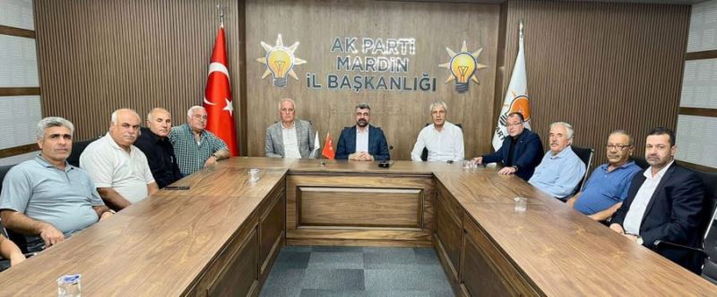 AK Parti Mardin İl Başkanı Kılıç mahalle muhtarlarıyla bir araya geldi