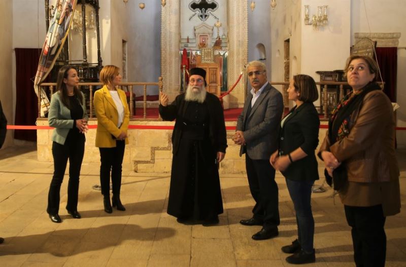 HDP Eş Genel Başkanı Sancar, Deyrulzafaran Manastırı