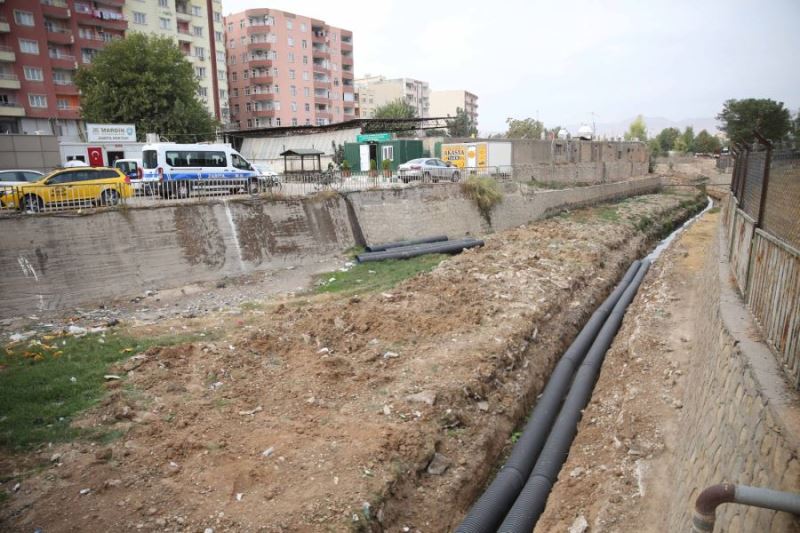 Zergan Deresi’nin ıslah çalışmaları sürüyor