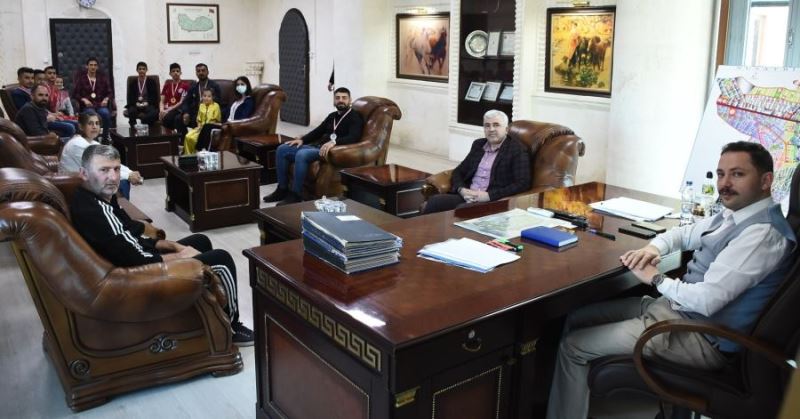 Kayabaş  şampiyonları ağırladı