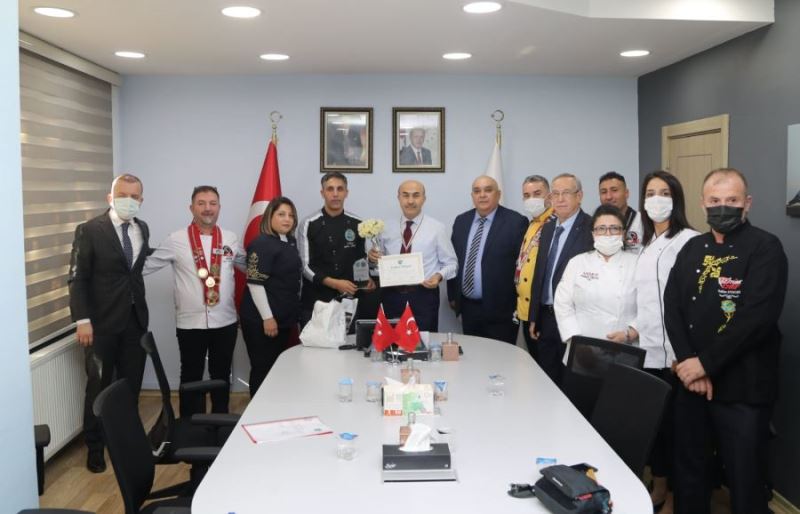 Uluslararası aşçı ve şevler Vali Demirtaş