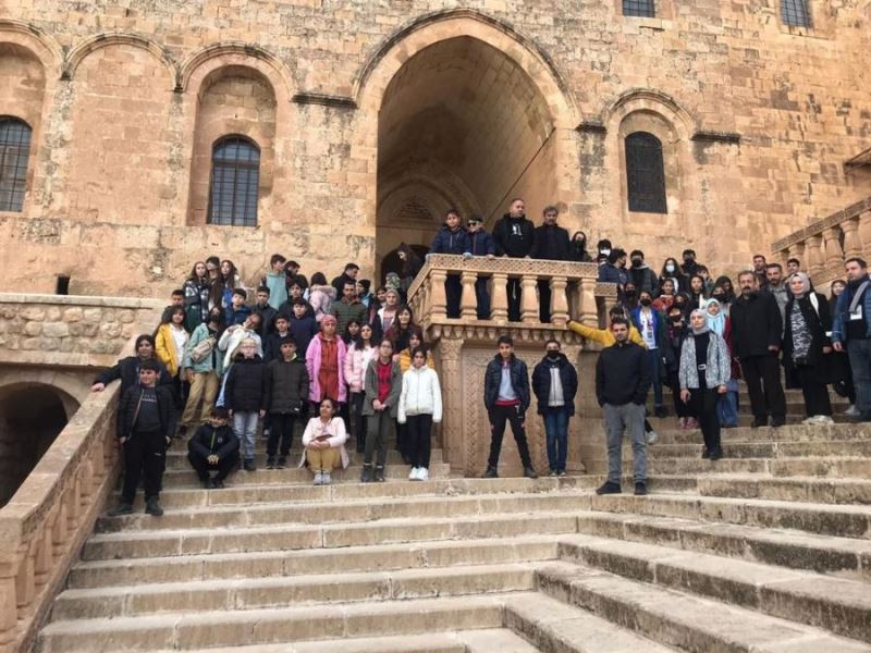 Satranç turnuvası için Mardin’e gelen sporcular şehri gezdi