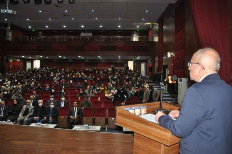 Kızıltepe’de  öğretmenlere yönelik eğitim çalıştayı başladı