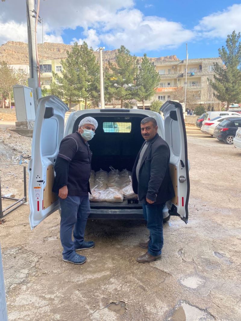 Derik Belediyesi 65 yaş üstü vatandaşları unutmuyor 