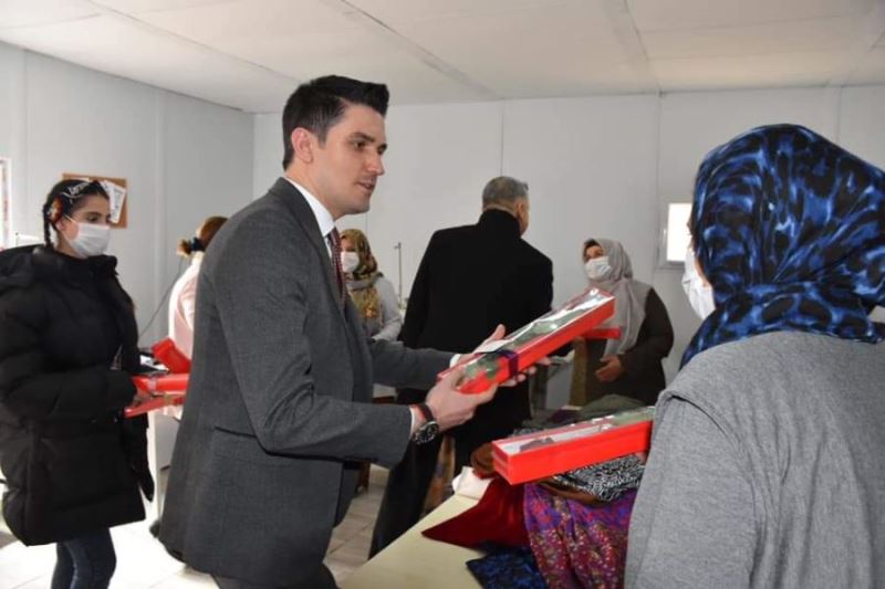 Kaymakam Çakır Kadınlar Gününü Kutladı