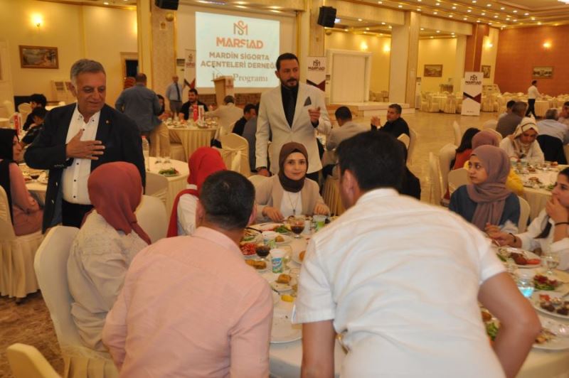 MARSİAD üyeleri iftar programında bir araya geldi