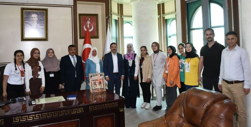 Ispartalı öğrenciler Nusaybin