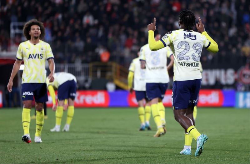 Fenerbahçe zirve takibini sürdürdü