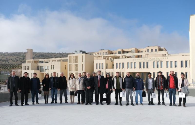 Artuklu Üniversitesinde gazetecilere program düzenlendi