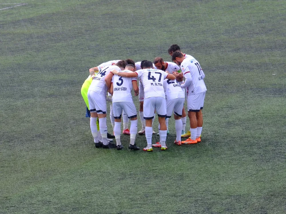 Rıdvan Aşar: Futbolcularımızın emekleri hakemin iki dudağı arasında çalınan bir düdükle yok oluyor