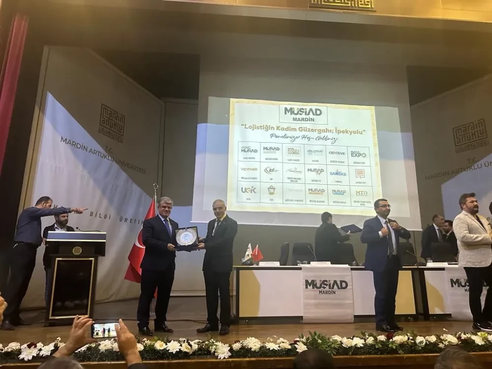 Mardin’de “Lojistiğin kadim güzergahı ipekyolu” temalı panel düzenlendi