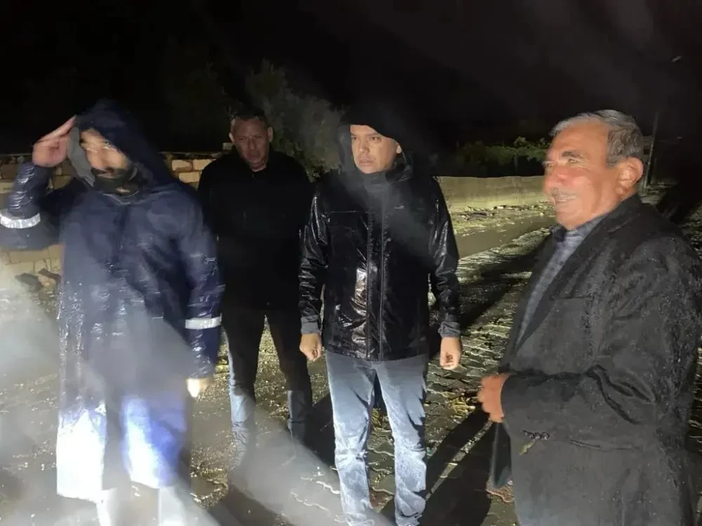 Kaymakam Şahin Selden etkilenen mahallelerde incelemelerde bulundu
