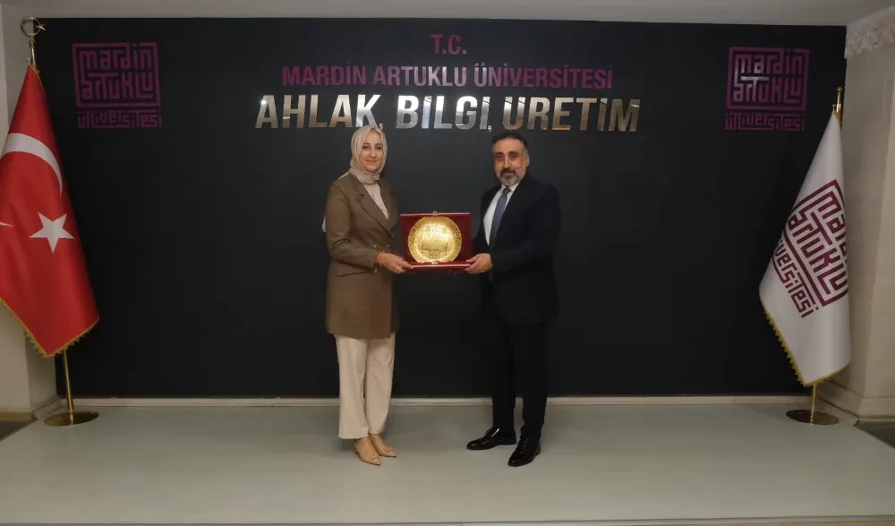 Siverek Belediye Başkanından MAÜ Rektörü Özcoşar’a Ziyaret 