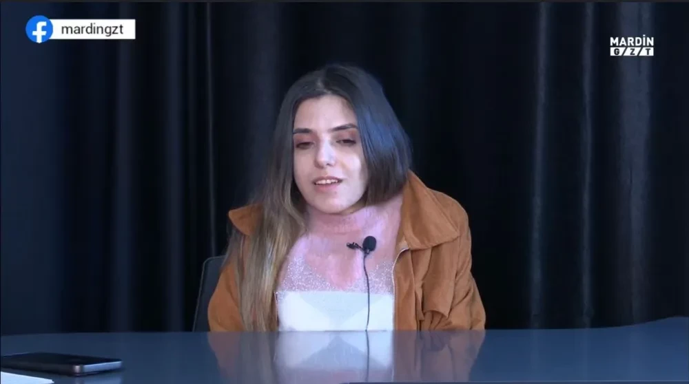 Kızıltepe’de Skolyoz hastası Hevidar için canlı yayında yardım toplandı