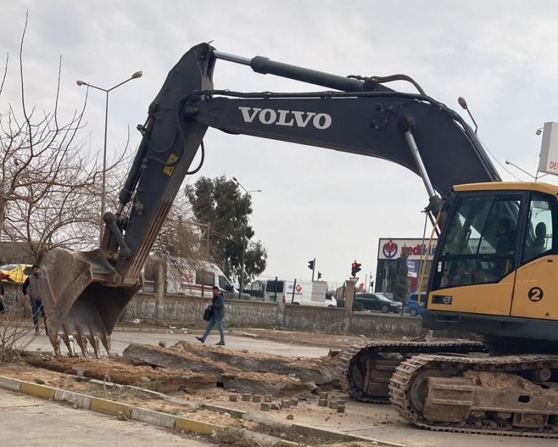 Kızıltepe’de 110 yataklı ek hastane binası için ilk kazma vuruldu