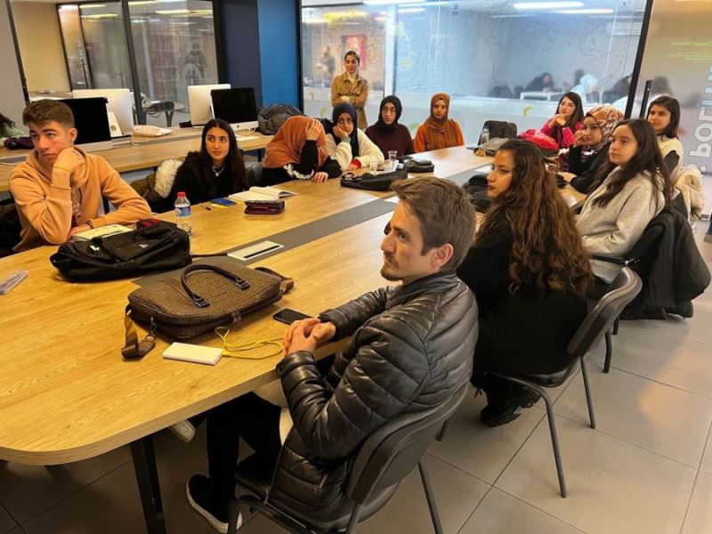 Mardin Diplomasi Akademisi 1. faz eğitimlerini tamamladı