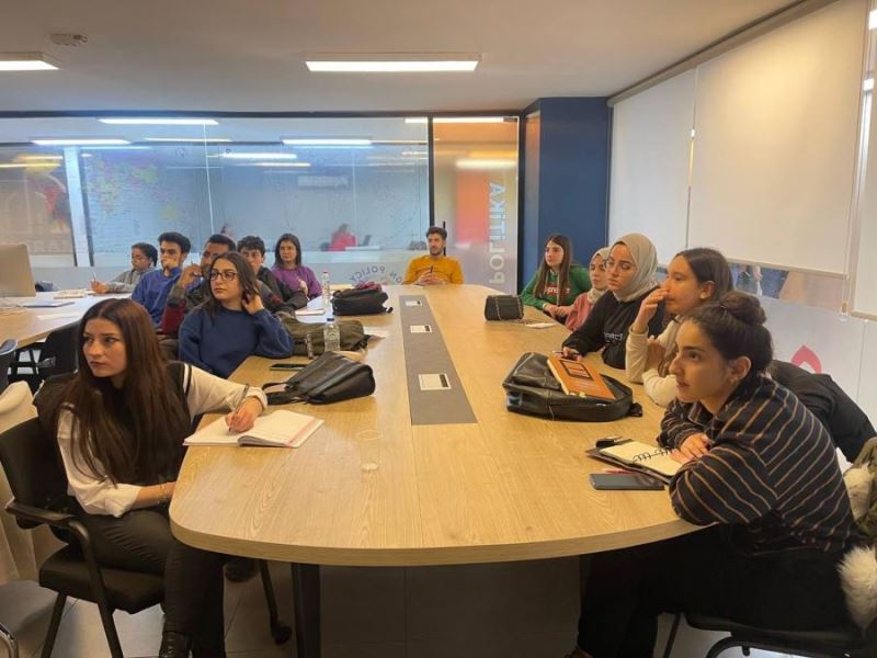 MBB Gençlik Merkezi Tüm İmkanlarıyla Depremzede Öğrencilerin Yanında 