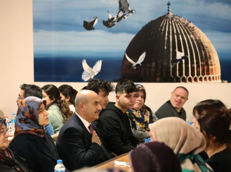 Vali Demirtaş ‘’Devletimiz Deprem Bölgesi İçin Seferberlik İlan Etti’’