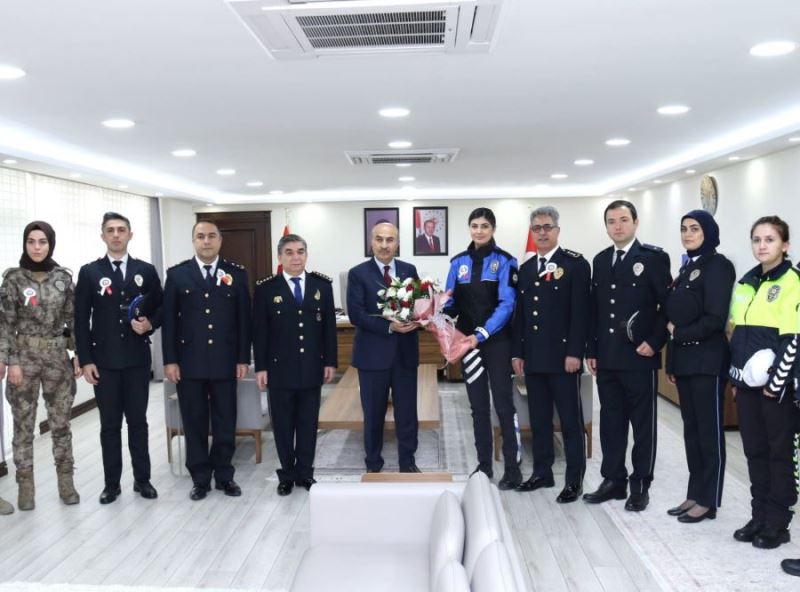 Emniyet Teşkilatından Vali Demirtaş’a Polis Haftası Ziyareti