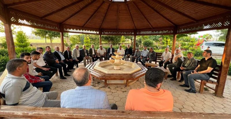 Ak parti adayı Kılıç Kızıltepe’de ziyaretlerde bulundu