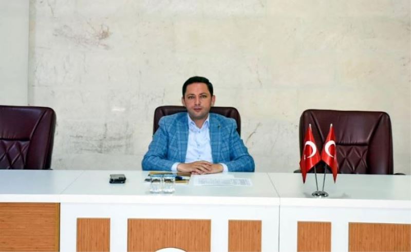 Kaymakam Kayabaşı, kira artış şikayetleri üzerine emlakçılarla toplantı yaptı