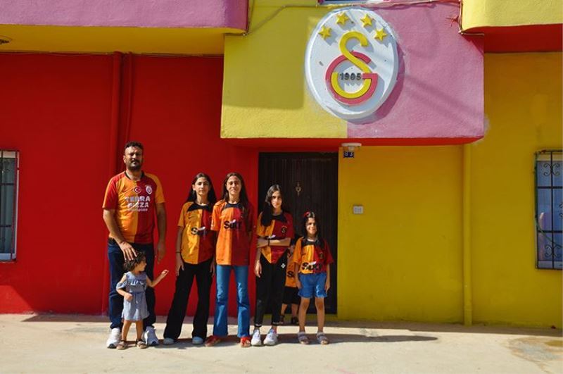Kızıltepeli babanın tek hayali çocuklarıyla birlikte Galatasaray maçlarını stadyumda izlemek