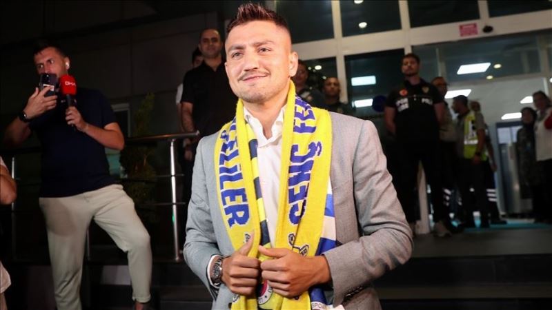 Cengiz Ünder, Fenerbahçe taraftarının önüne çıkmak için sabırsızlanıyor