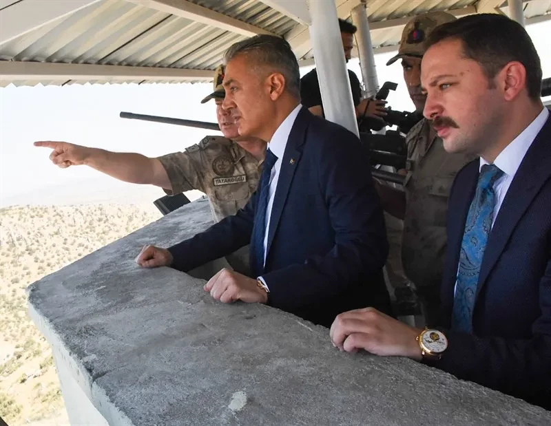 Valimiz Tuncay Akkoyun, Dibek Üs Bölgesi’ni ve Üçköy Jandarma Karakol Komutanlığı’nı Ziyaret Etti