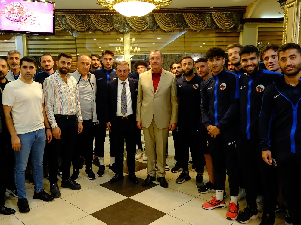 İstanbul deplasmanında olan Mardin 1969 Spor kafilesine Mardinli iş insanlarından büyük destek