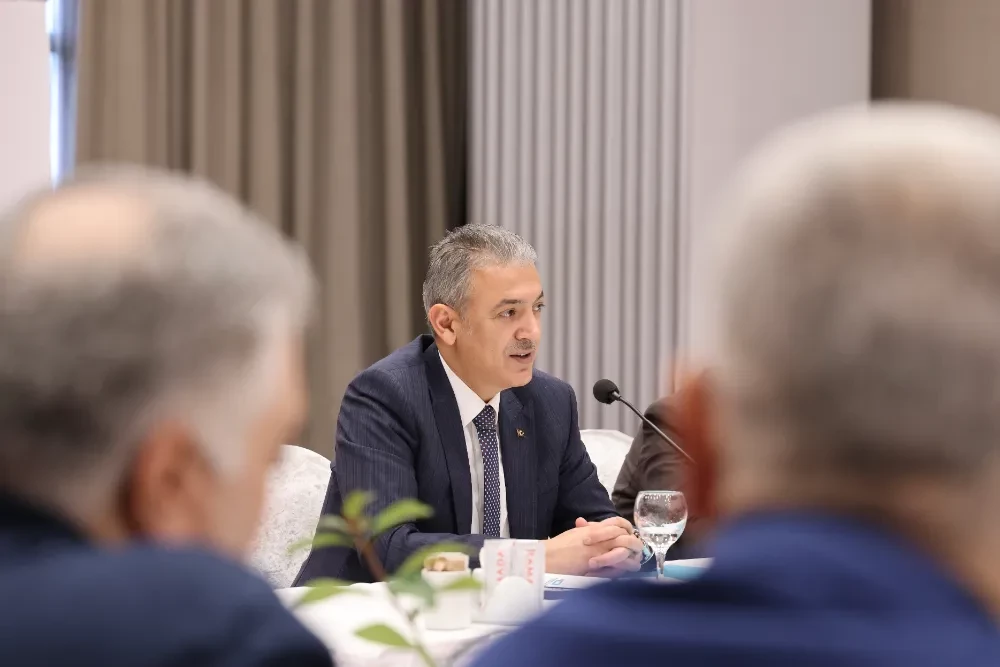 Mardin Valisi Akkoyun, 10 Ocak dolayısıyla gazetecilerle bir araya geldi