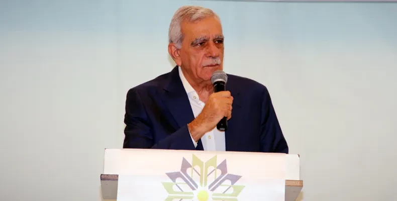 Mardin’de Ahmet Türk Aday Adalıktan çekildi