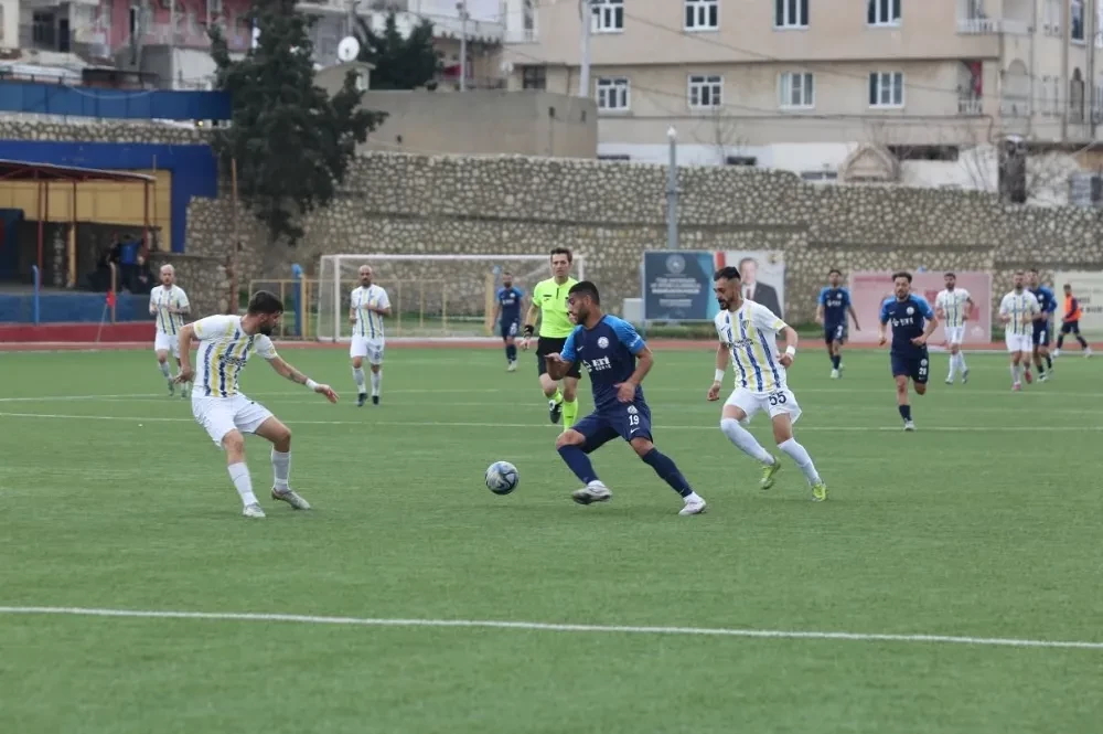 Mazıdağı Fosfatspor 3. Lig’e yürüyor