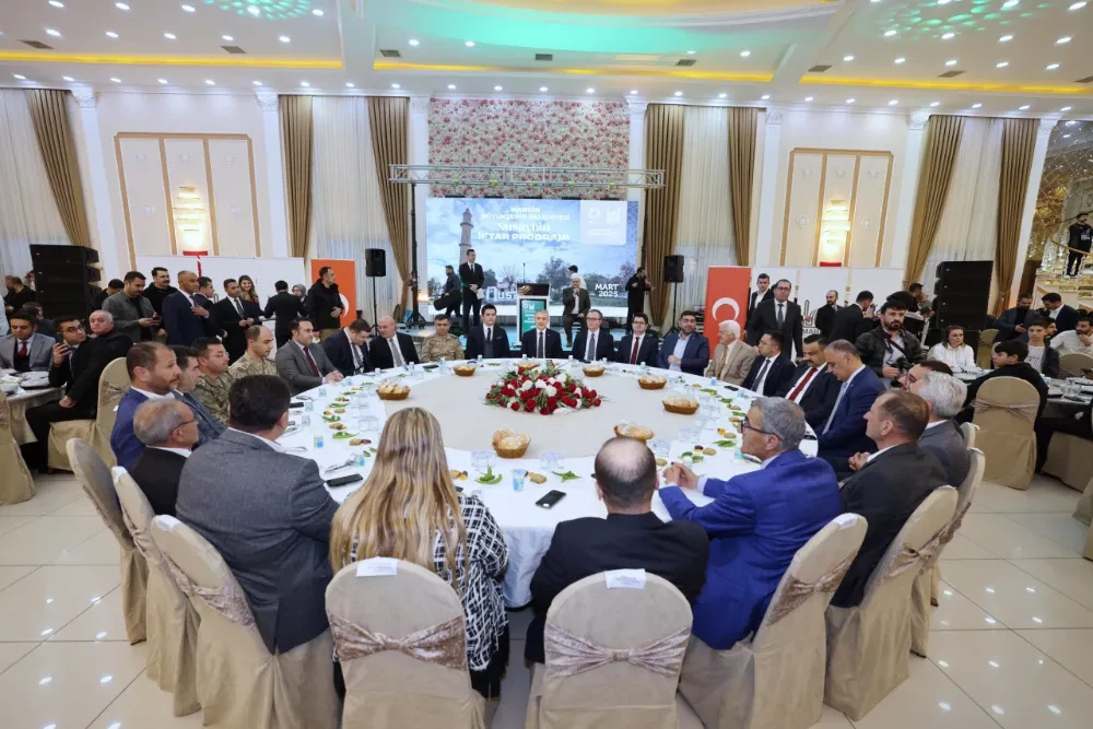  Nusaybin’de iftar programı düzenlendi