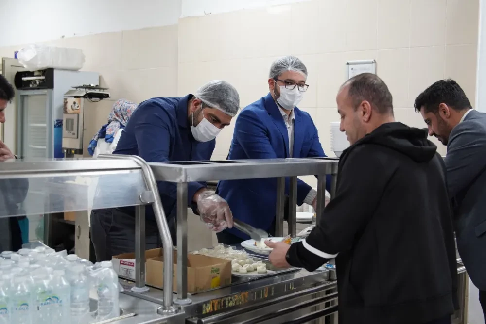  Mehmet Uncu Öğrencilerle Sahur Sofrasında Buluştu