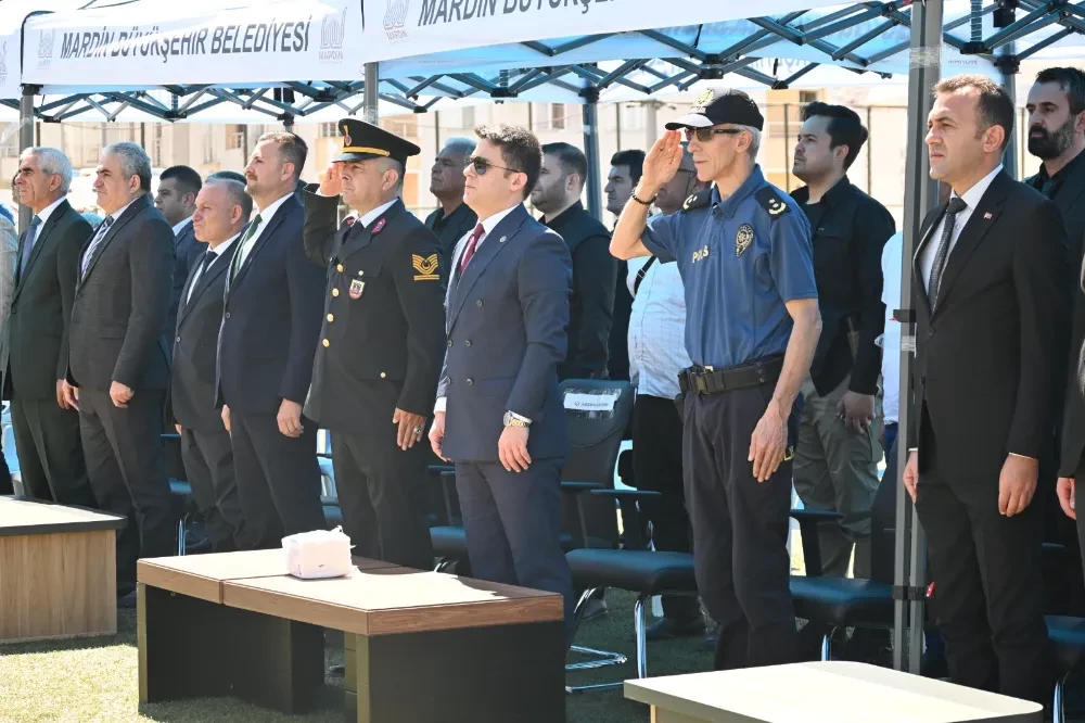 Derik’te 19 Mayıs Atatürk’ü Anma,Gençlik ve Spor Bayramı  coşkuyla kutlandı