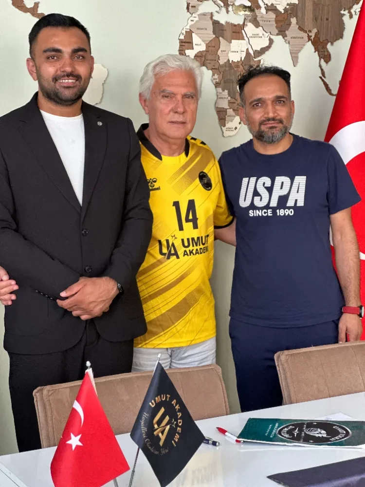TVF 2. LİGİNE YÜKSELEN UMUT KOLEJİ VOLEYBOL TAKIMI ANTRENÖR SÜLEYMAN BOZKAN İLE SÖZLEŞME İMZALADI